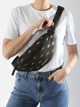 Medium Omkeerbare Belt Bag Cabaia Bruin belt bag BELTBAGM-vue-porte