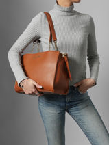 Schoudertas Hira Valentino Bruin hira VBS9PD01-vue-porte