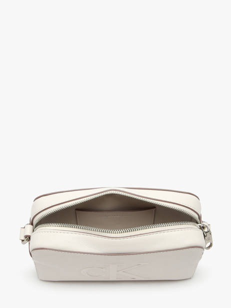 Cross Body Tas Sculpted Calvin klein jeans Beige sculpted 4K3036G ander zicht 3
