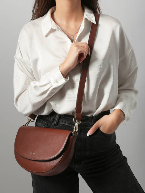 Cross Body Tas Tradition Leder Etrier Bruin tradition ETRA065M ander zicht 1